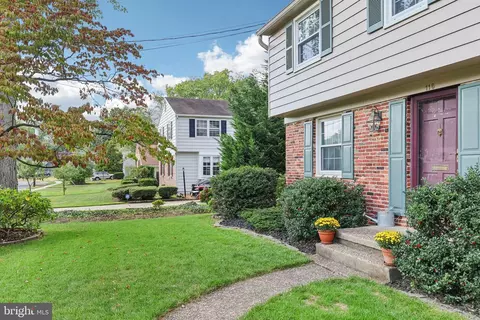 Exterior - 116 Split Rail Dr, Cherry Hill, NJ 08034 photo 4 of 9