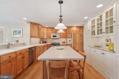 Kitchen - 116 Split Rail Dr, Cherry Hill, NJ 08034 photo 7 of 7
