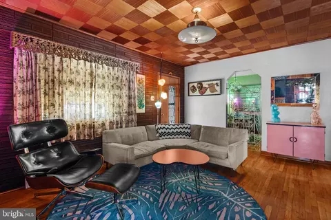 38 Sartori Ave, Mount Ephraim, NJ 08059