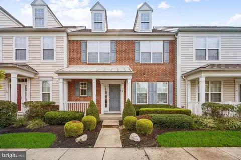 8 Borton Ave, Voorhees, NJ 08043