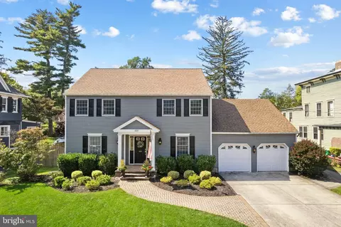 320 Warwick Rd, Haddonfield, NJ 08033
