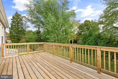 Exterior - 605 Evesham Rd, Voorhees, NJ 08043 photo 2 of 8