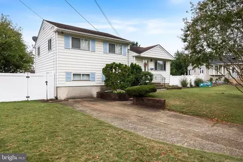 613 Williams Ter, Runnemede, NJ 08078