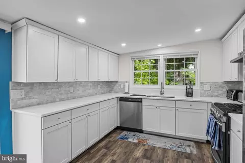 Kitchen - 109 E 11th Ave, Pine Hill, NJ 08021 photo 3 of 3
