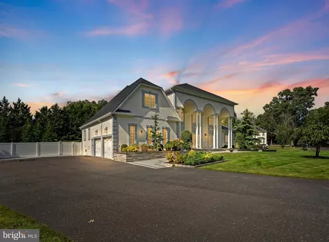 7 Dutchtown Rd, Voorhees, NJ 08043