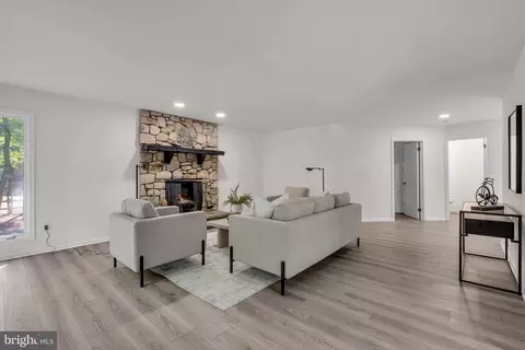 49 Oak Ridge Dr, Voorhees, NJ 08043