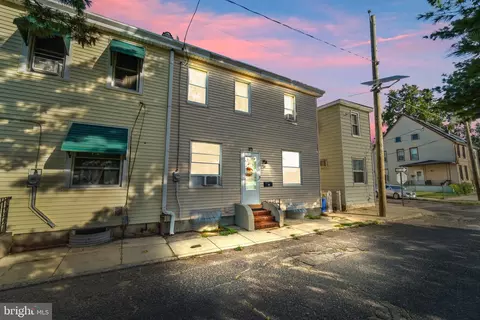 30 S Railroad Ave S, Gloucester City, NJ 08030