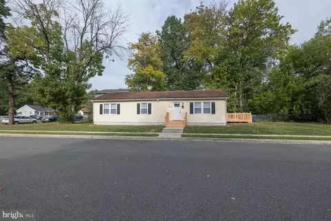 319 Magnolia Ave, Somerdale, NJ 08083