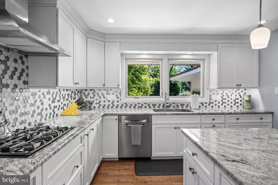 Kitchen - 311 Saint James Ave, Merchantville, NJ 08109 photo 5 of 7