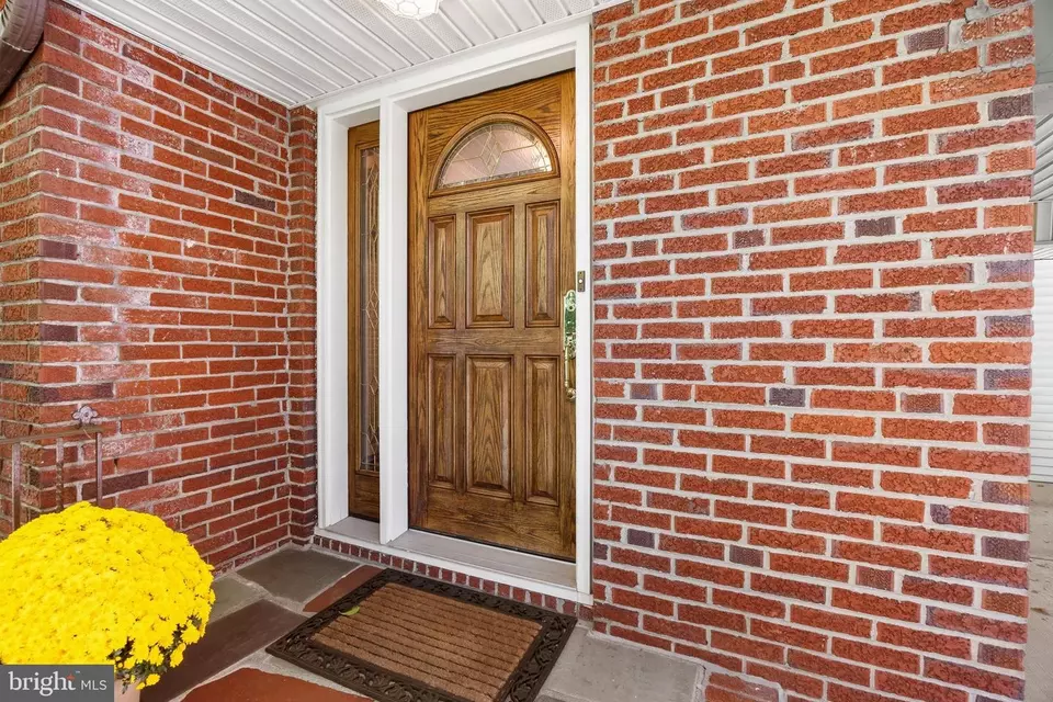 Entry Way - 311 Saint James Ave, Merchantville, NJ 08109 photo 1 of 3