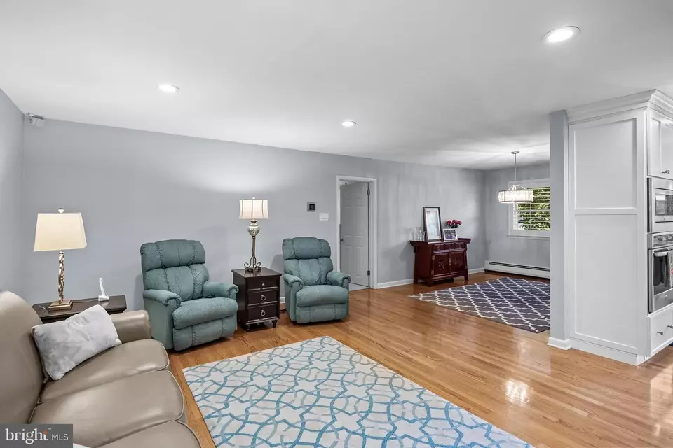 Living - 311 Saint James Ave, Merchantville, NJ 08109 photo 2 of 3