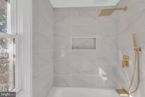 Bath - 100 Eagle Ln, Cherry Hill, NJ 08003 photo 5 of 6