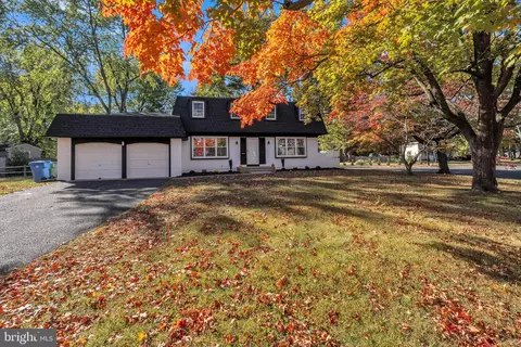 Exterior - 100 Eagle Ln, Cherry Hill, NJ 08003 photo 4 of 5