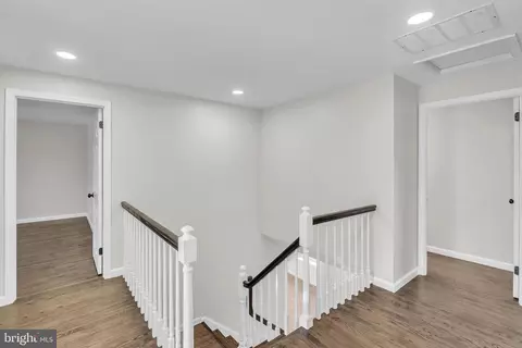 Entry Way - 100 Eagle Ln, Cherry Hill, NJ 08003 photo 12 of 15