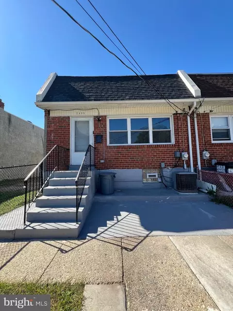 2435 Wainwright St, Camden, NJ 08104