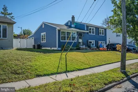 1417 Chestnut Ave, Gloucester City, NJ 08030