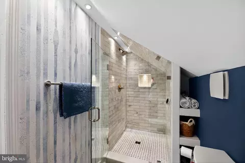 Bath - 1201 Wayne Rd, Haddonfield, NJ 08033 photo 4 of 4