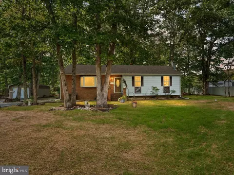 55 3rd Ave, Chesilhurst, NJ 08089
