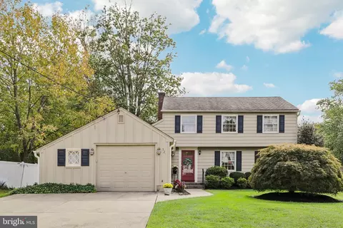 525 Pelham Rd, Cherry Hill, NJ 08034