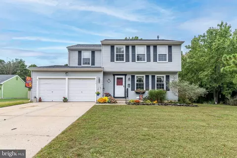 154 Beach Dr, Atco, NJ 08004