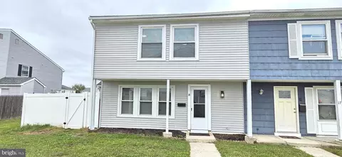 18 Langdon Ct, Sicklerville, NJ 08081