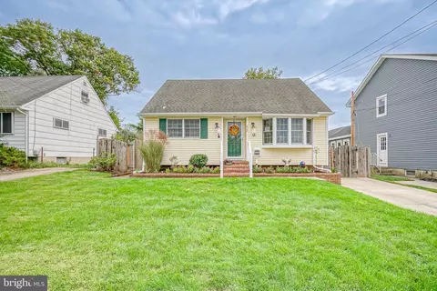 420 Zane Ave, Glendora, NJ 08029