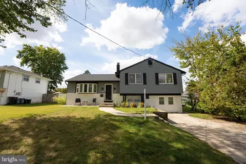 20 Tilford Rd, Somerdale, NJ 08083