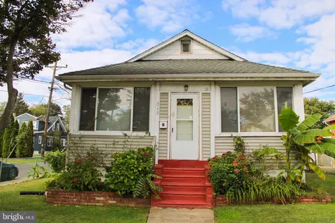 319 Laurel Ave, Oaklyn, NJ 08107