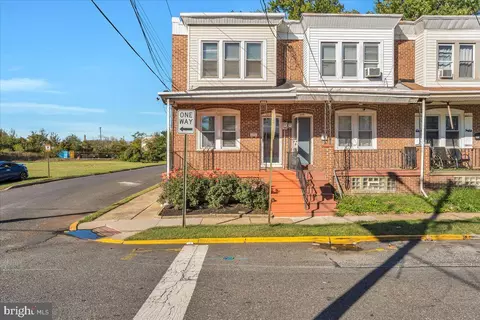 255 Cedar Ave, Woodlynne, NJ 08107