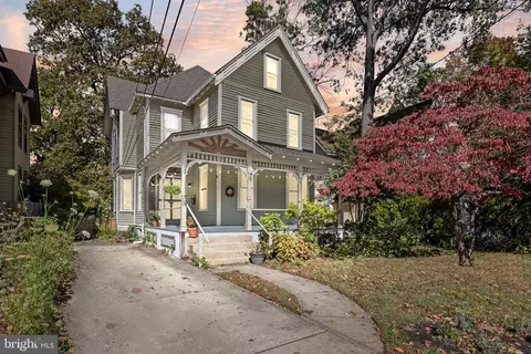 6563 Park Ave, Pennsauken, NJ 08109