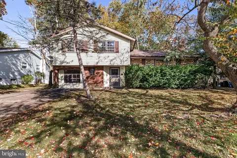 223 Drake Rd, Cherry Hill, NJ 08034