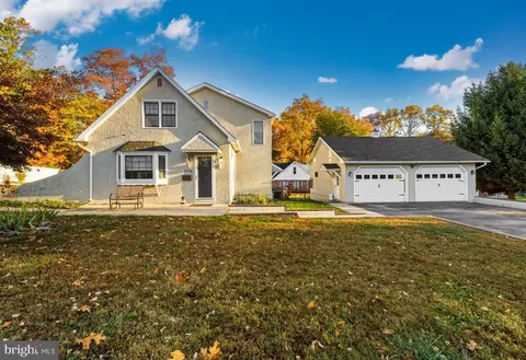 335 2nd Ave, Lindenwold, NJ 08021