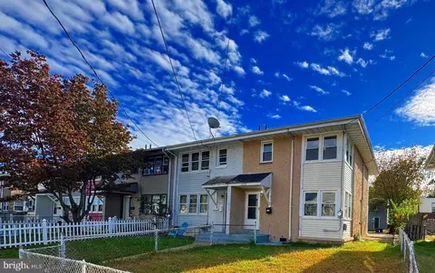 1038 Alcyon Dr, Bellmawr, NJ 08031