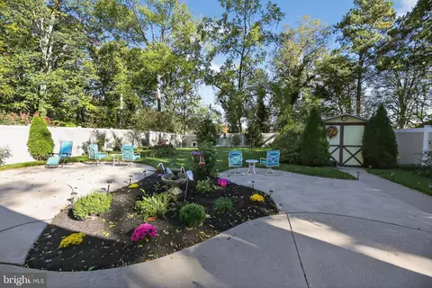 Exterior - 37 Pinegrove, Clementon, NJ 08021 photo 5 of 8