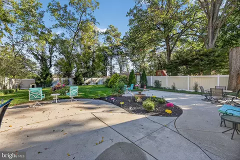 Exterior - 37 Pinegrove, Clementon, NJ 08021 photo 3 of 8