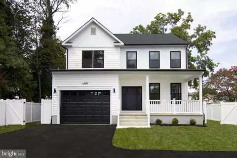 903 Mercer St, Cherry Hill, NJ 08002