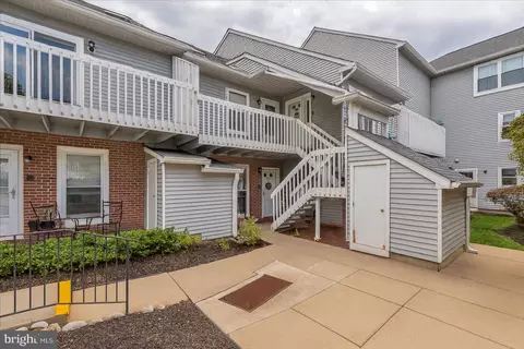 504 Park Place Dr, Cherry Hill, NJ 08002