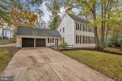 16 Doncaster Rd, Cherry Hill, NJ 08003