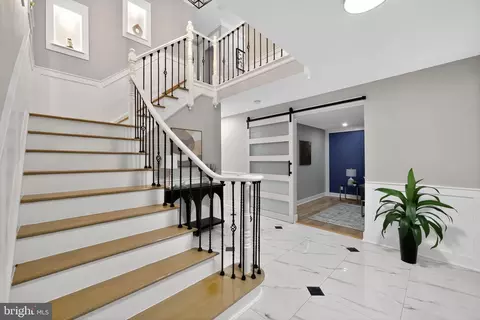 4 Downing Ln, Voorhees, NJ 08043