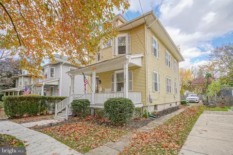 107 Colonial Ave, Haddonfield, NJ 08033