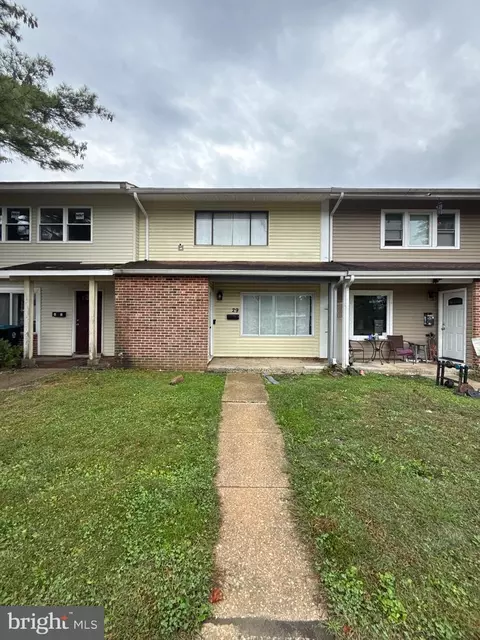 29 Medford Ct, Sicklerville, NJ 08081