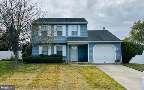 3 Canterbury Pl, Sicklerville, NJ 08081