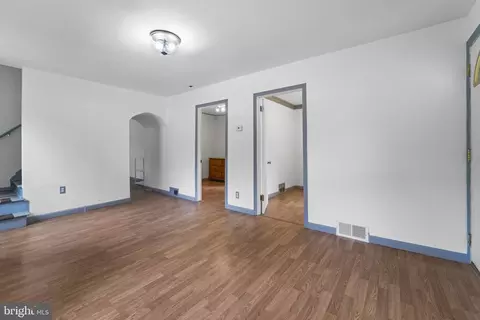 Entry Way - 85 9th Ave, Pine Hill, NJ 08021 photo 3 of 9