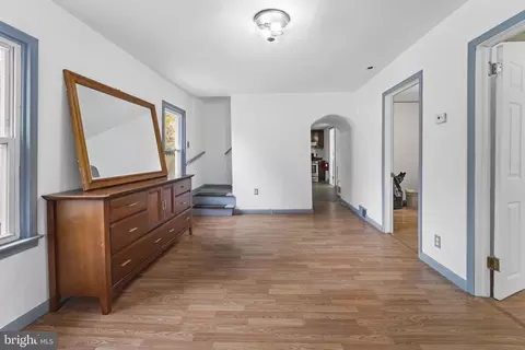 Entry Way - 85 9th Ave, Pine Hill, NJ 08021 photo 2 of 9