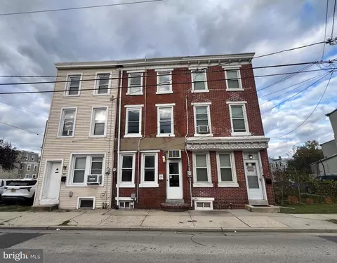 215 Middlesex St, Gloucester City, NJ 08030