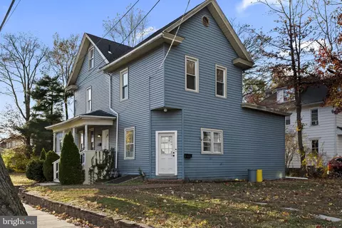 227 W Graisbury Ave, Audubon, NJ 08106