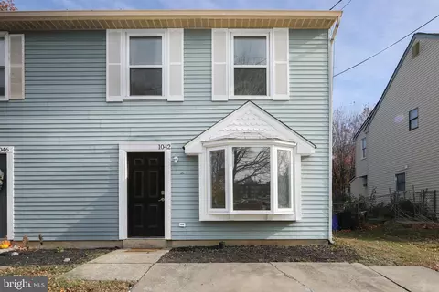 1042 Central Ave, Runnemede, NJ 08078