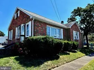 14 Evesham Rd, Glendora, NJ 08029