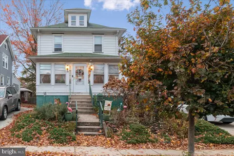231 Woodlawn Ter, Collingswood, NJ 08108
