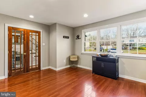 Entry Way - 17 Dunham Loop, Berlin, NJ 08009 photo 2 of 2